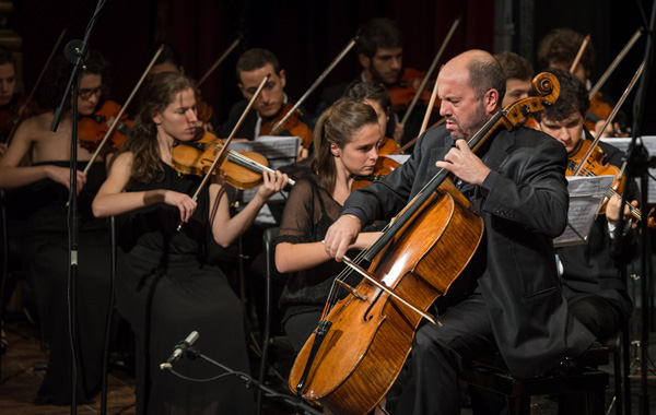 08-11-2014 Concerto per gli Amici della Musica di Firenze - Enrico Dindo direttore e violoncello solista